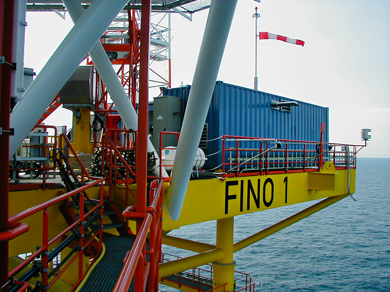 150 kVA Stromversorgung im Dauerbetrieb für Öl- und Forschungsplattformen.